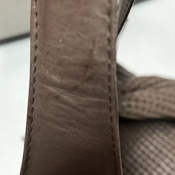 Elisa Atheniense Slouch Shoulder Bag with Tassels on Zippers. - Picture 6 of 6